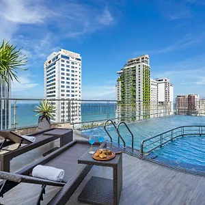https://monalisa-luxury-hotel.hotelsofhoian.com